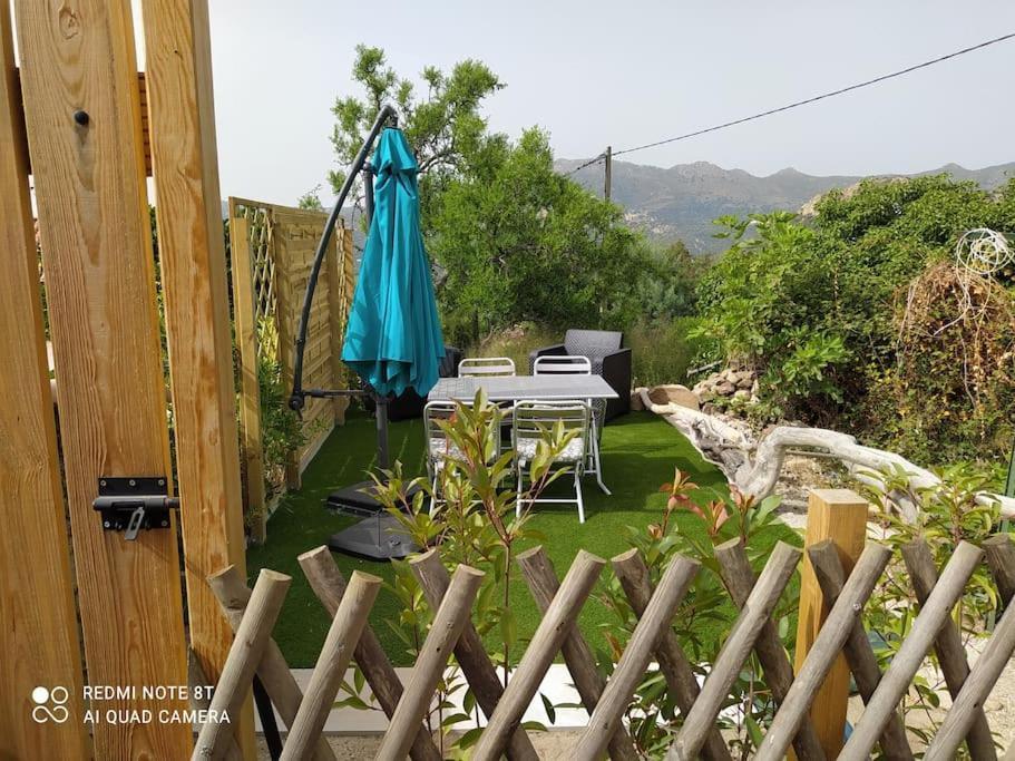 Duplex Avec Jardin, Proche Village Calenzana Dış mekan fotoğraf